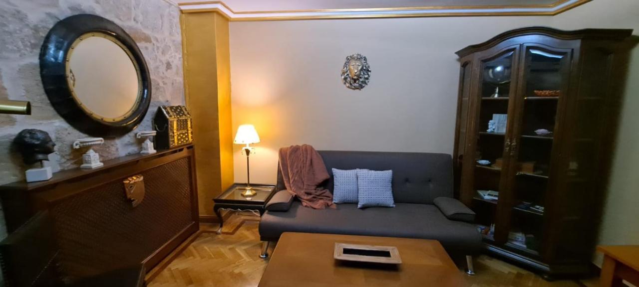 Domus Josefae-Apartamentos Turísticos Puerta de Aníbal Salamanca Exterior foto